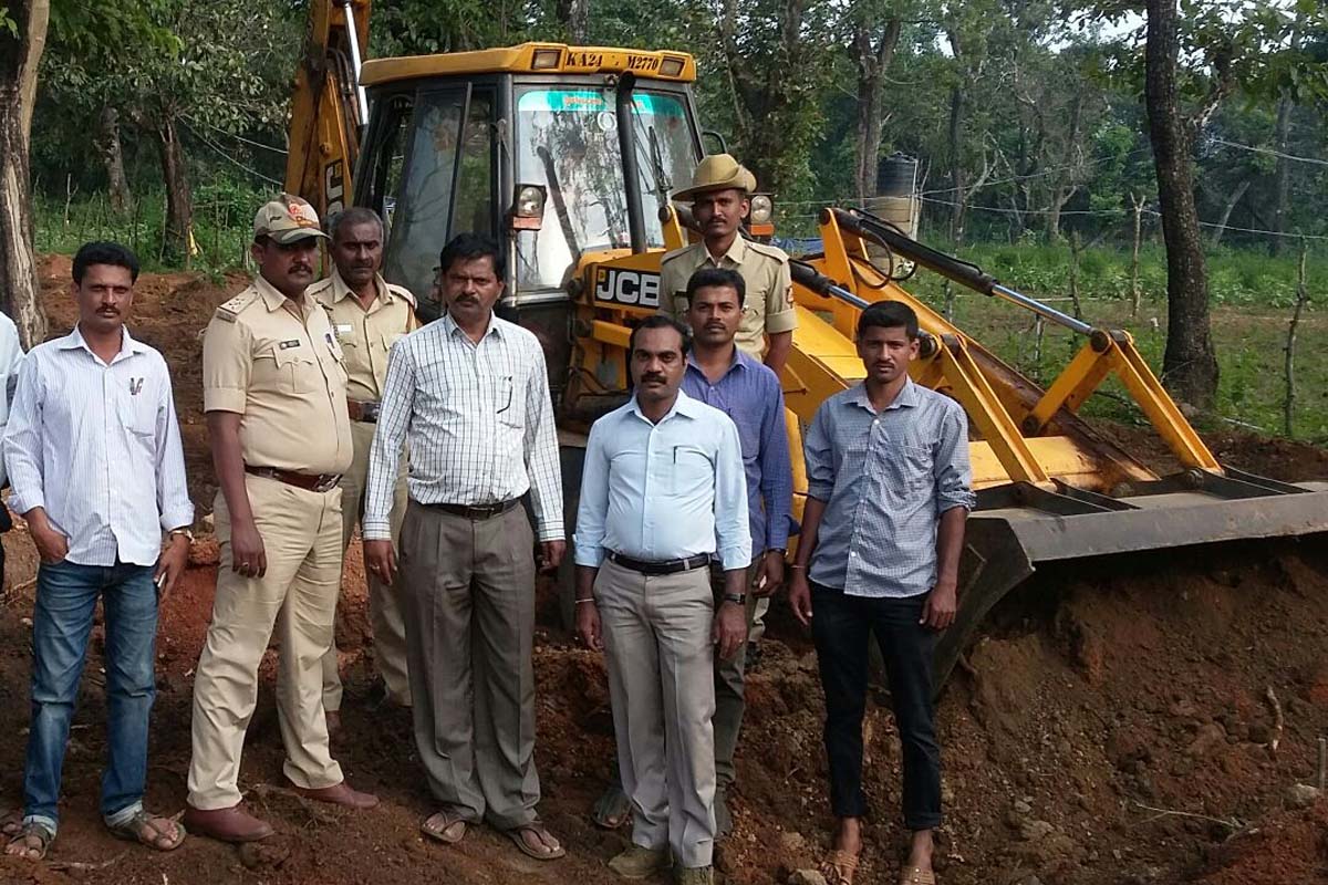 ಸರಕಾರಿ ಗೋಮಾಳ ಜಾಗ ಅತಿಕ್ರಮಿಸಿ ಕೃಷಿ